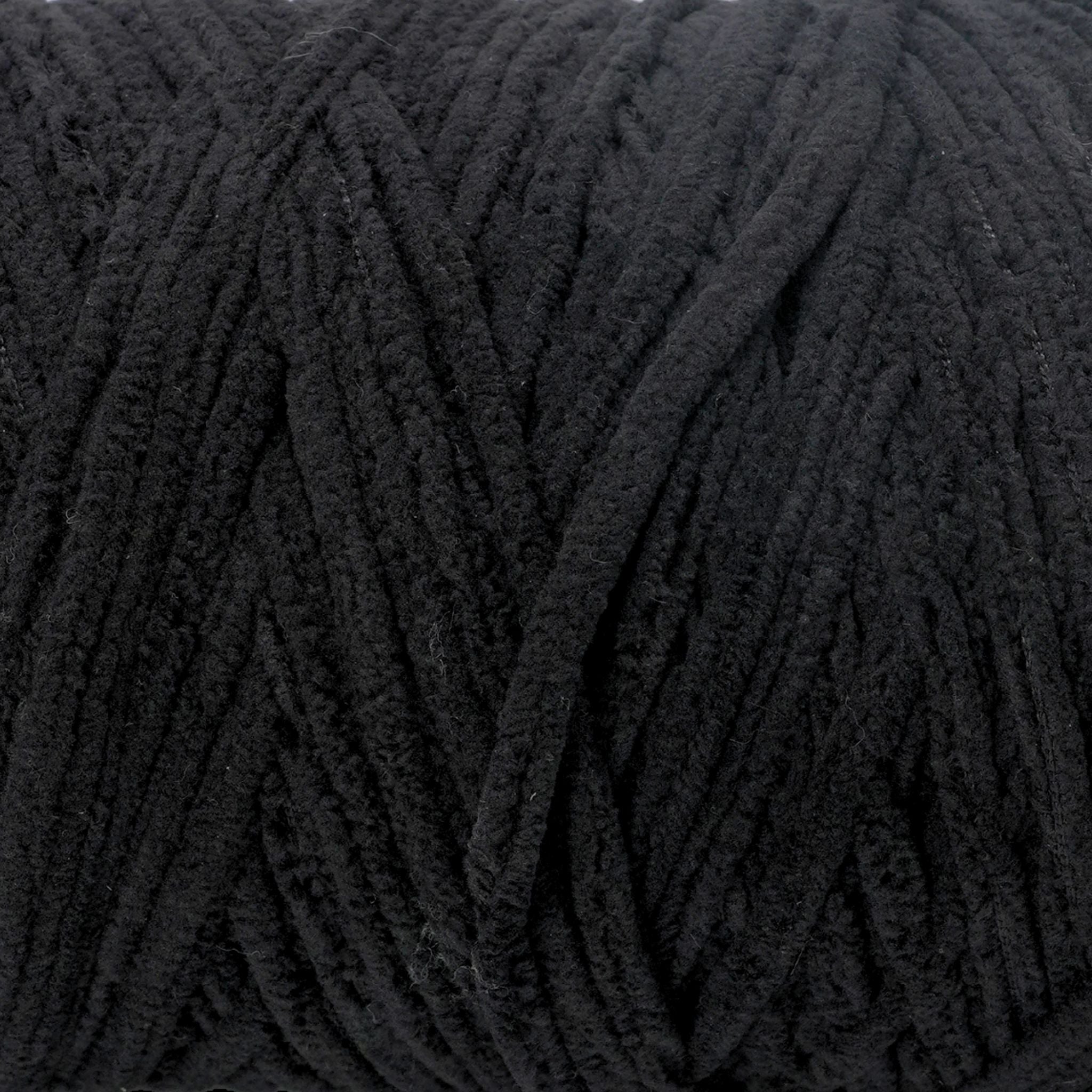 solid black detailed picture showing softness of bulky yarn