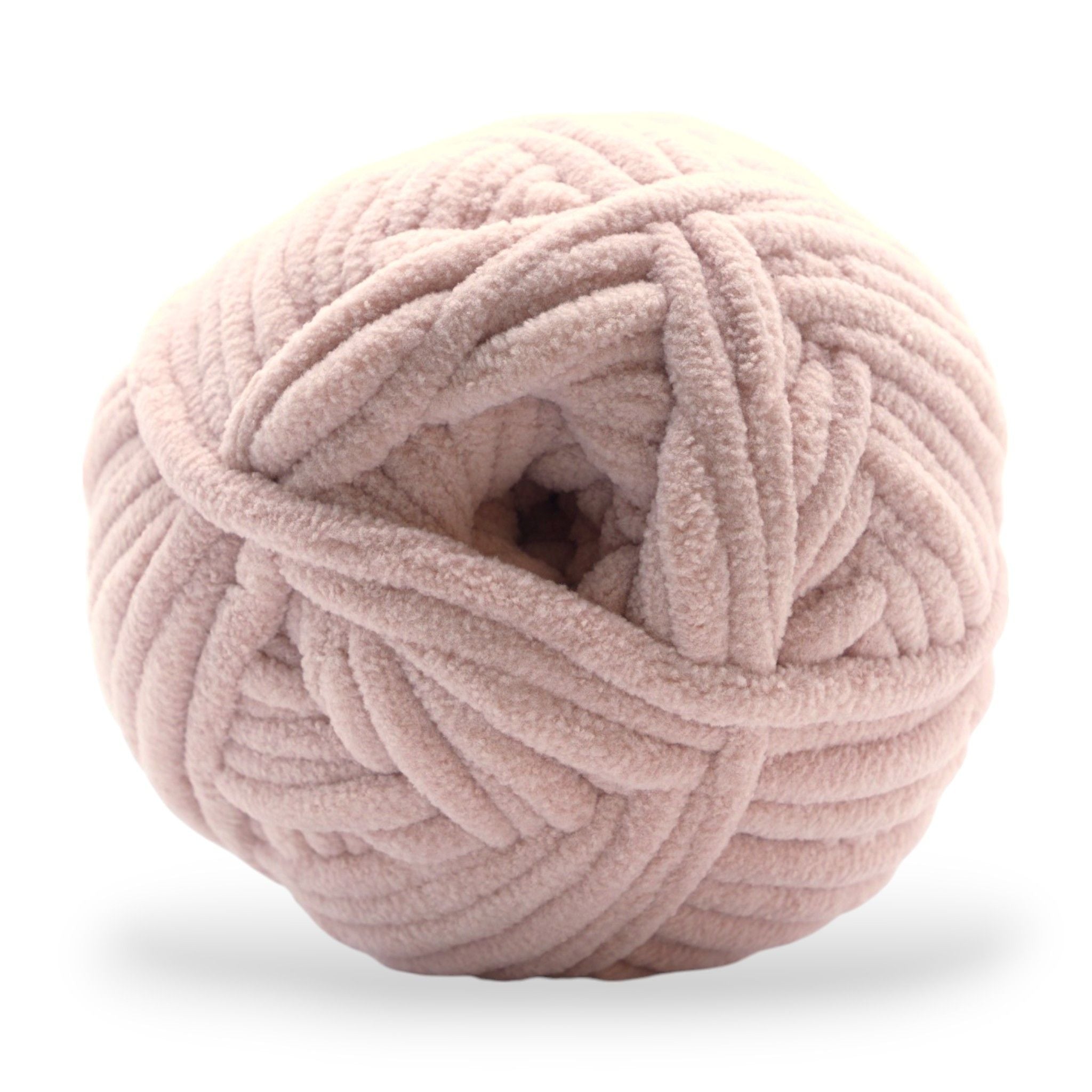 jumbo polyester yarn pink colors with a soft posh texture